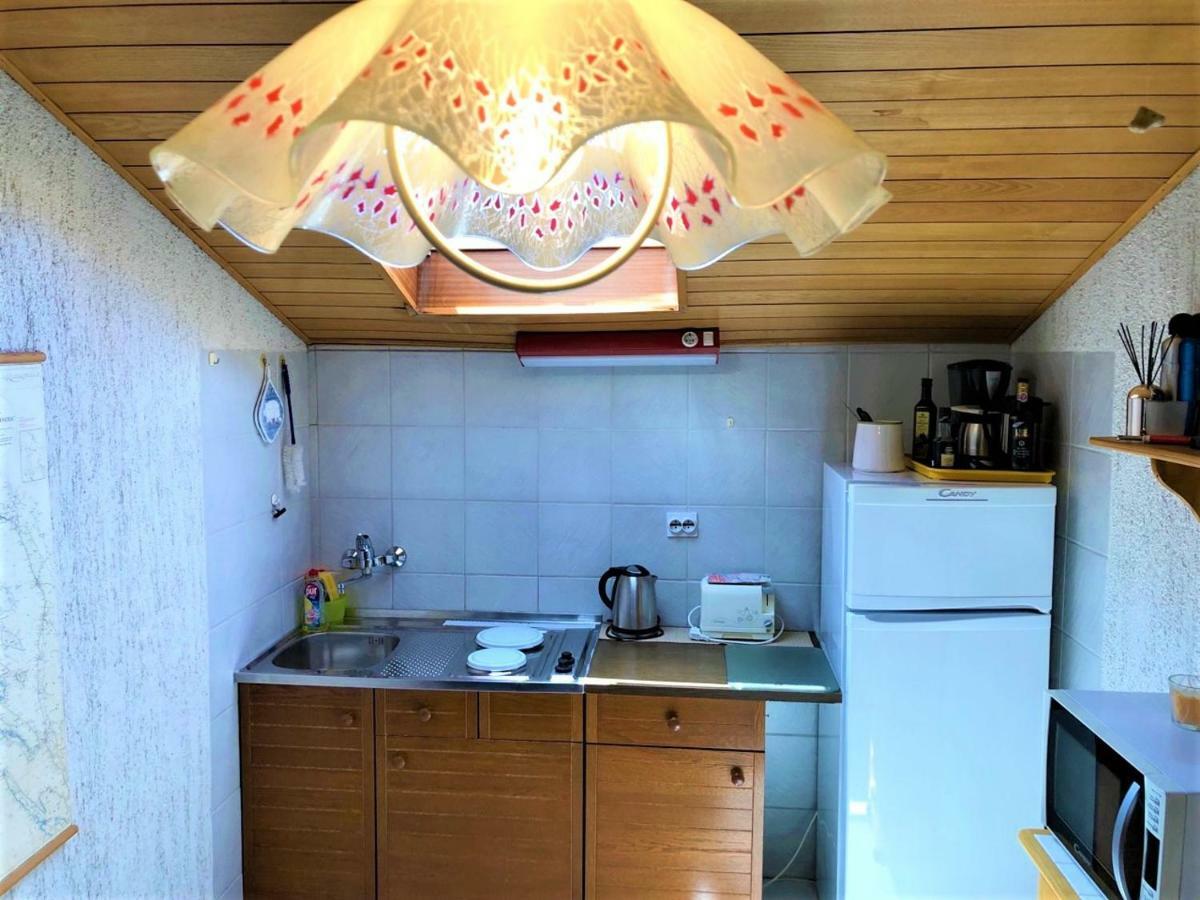 Apartments With Boat Mooring Marija Supetarska Draga Extérieur photo